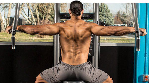 肩后束锻炼方法及训练难点