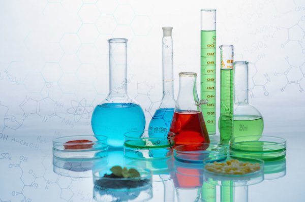 亚甲基蓝可以直接放鱼缸里吗