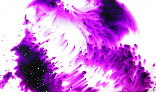 亚甲基蓝可以直接放鱼缸里吗