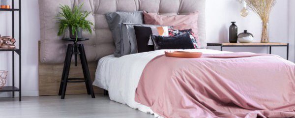 床头放三样东西最旺财