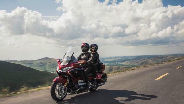 摩托车abs与cbs哪种好