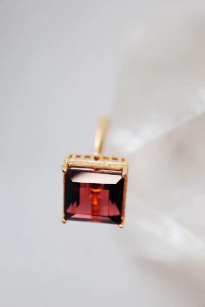 碧玺什么颜色等级最好