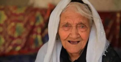 历史上最长寿的人是谁活了多少岁 世界上活得最长寿的人