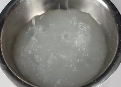 文竹浇什么水更绿 文竹浇什么水叶子四季常绿