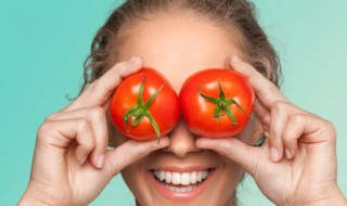 西红柿和木耳能一起吃吗 西红柿和木耳可不可以一起吃