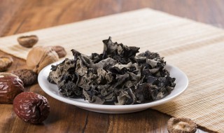 常吃木耳有好处吗 吃木耳的好处和坏处