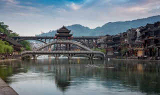 凤凰古城几月份去最好 凤凰古城什么月份去最好