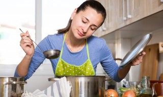 春天鸭子配什么炖汤好 春天鸭子适合和什么一起炖汤