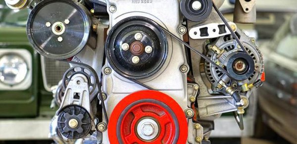 汽车电池灯亮了什么原因造成的