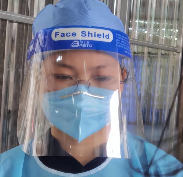 护目镜和面罩哪个防护效果好