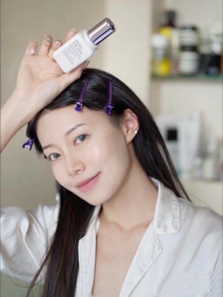 素颜霜和隔离霜先用哪个