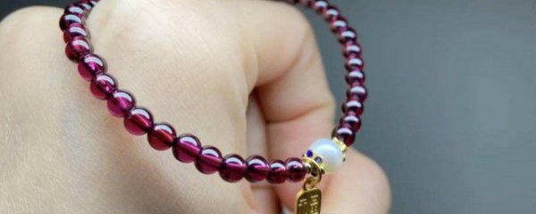 佩戴石榴石有什么好处