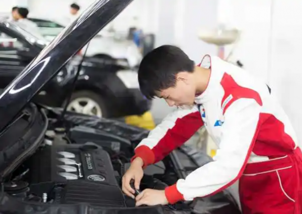 读技校学什么专业比较好