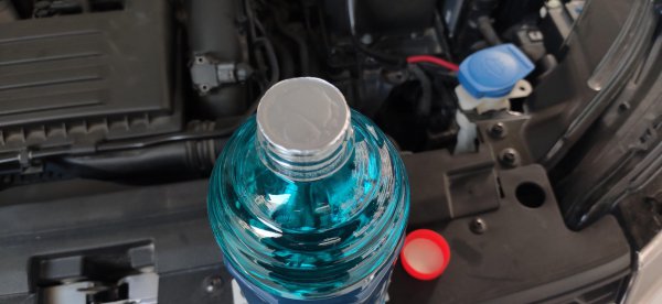 汽车玻璃水是什么意思