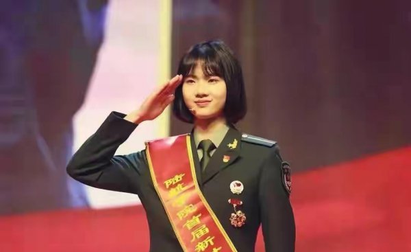 徐枫灿个人简历资料