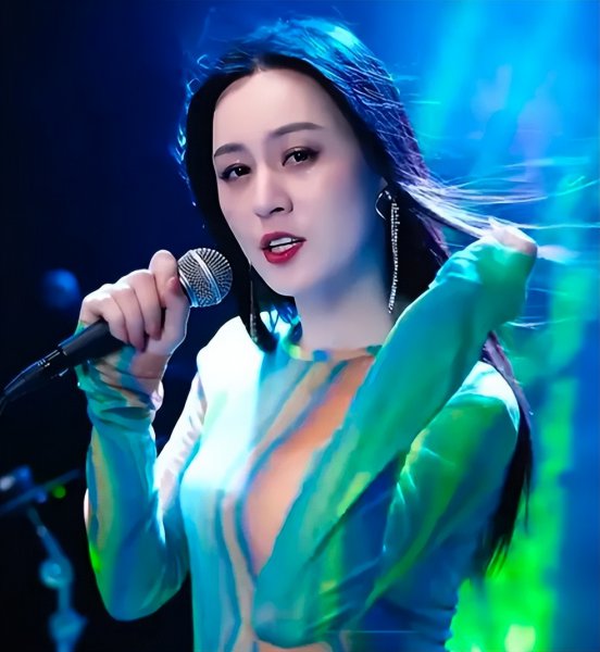 唐艺一天能挣多少钱