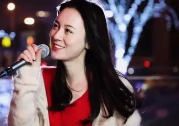 唐艺一天能挣多少钱