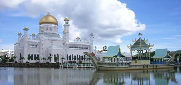 婆罗洲属于哪个国家