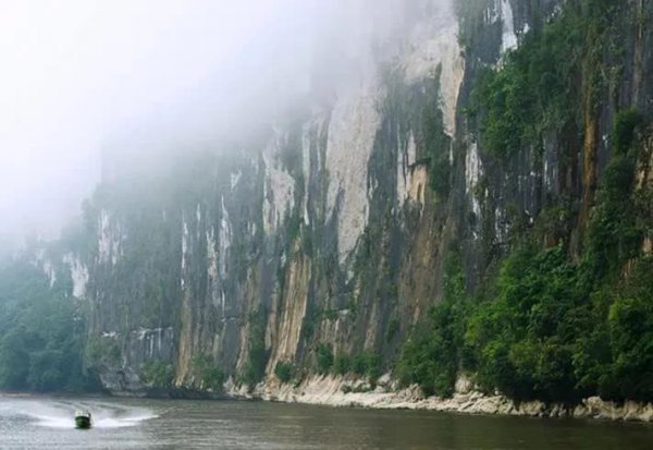 婆罗洲属于哪个国家