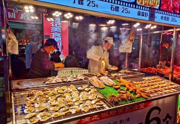 南宁夜市最热闹的地方在哪