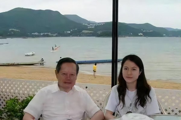 杨振宁对中国有贡献吗