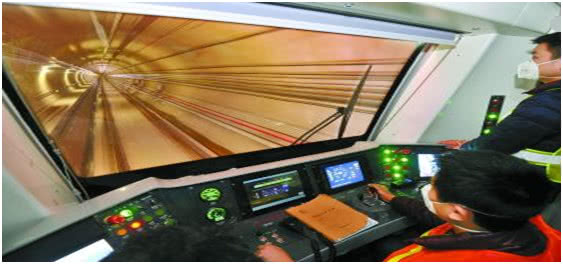 开地铁一个月多少钱