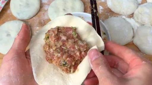 面粉和低筋面粉的区别