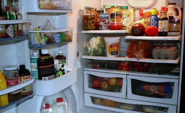 冰箱发臭是什么原因怎么处理