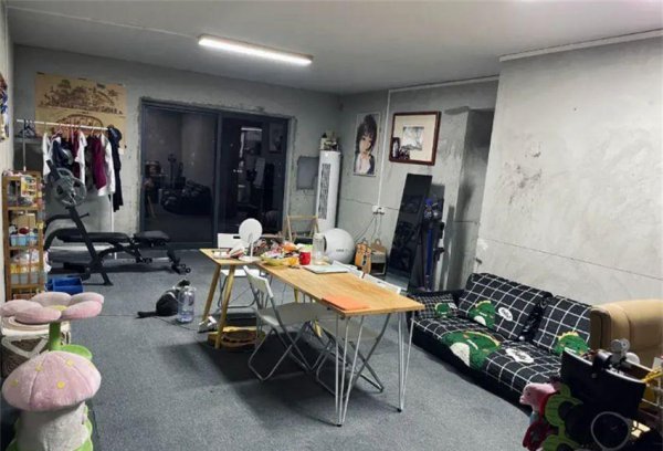 现在流行住毛坯房