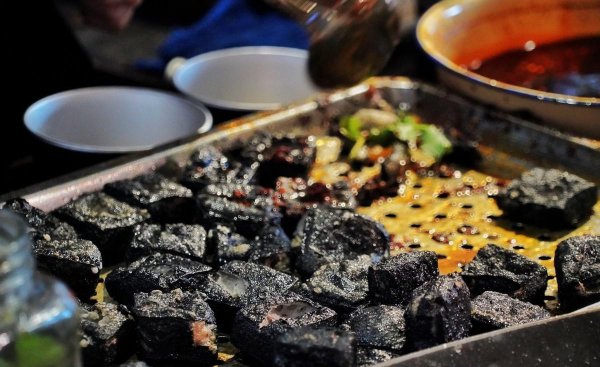 适合女孩摆地摊的小吃