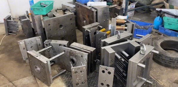 做模具工资一般多少