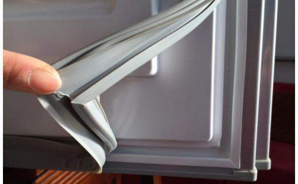 冰箱结冰严重是什么原因