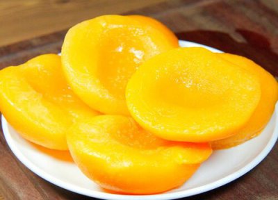 黄桃怎么削皮最简单 去皮去核的方法