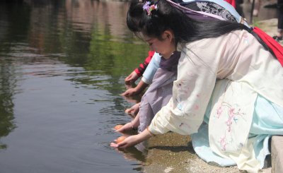 上巳节是什么意思 上巳节来历及其传统风俗介绍