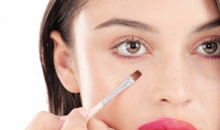 如何选择遮瑕的颜色 怎么选择遮瑕的颜色