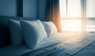 主卧室床头上方放什么辟邪 床头放3样东西能辟邪