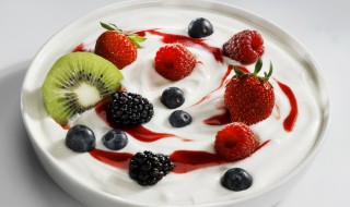 减肥的人可以喝酸奶吗 减肥的人适合饮用喝酸奶吗