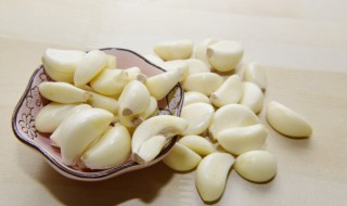 生蒜的好处和坏处 生蒜有哪些好处和坏处