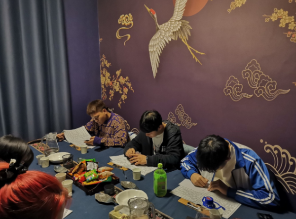 年轻人做什么行业比较好