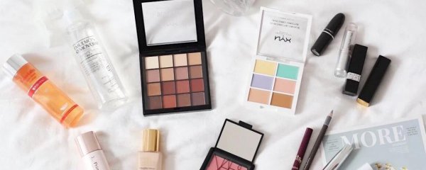 新手化妆要买哪些基础的东西