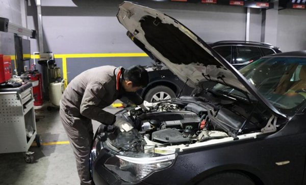 新车首次保养最佳时间