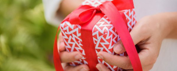 本命年送男生什么