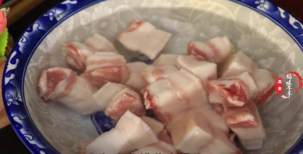 红烧肉要不要用水焯一下