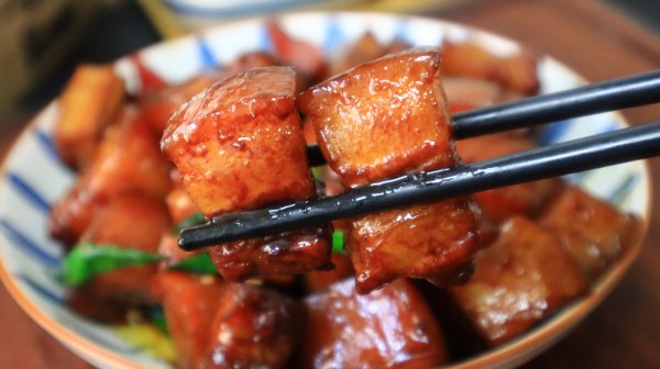 红烧肉要不要用水焯一下