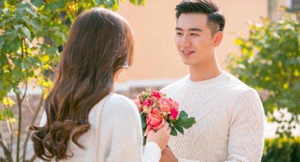 成为情侣的几个阶段时间