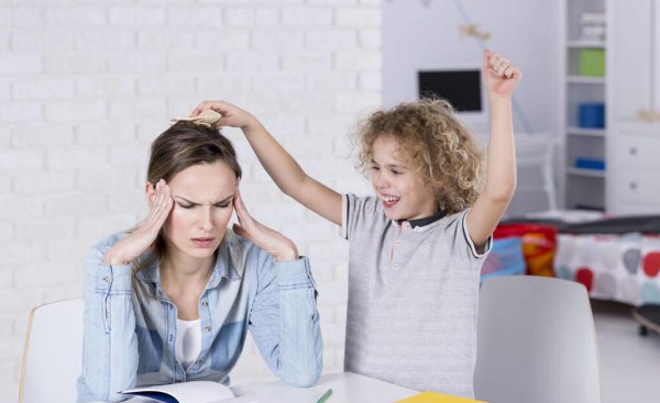 小孩写作业磨蹭注意力不集中怎么办