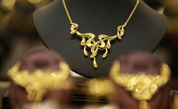 用什么洗黄金项链最亮