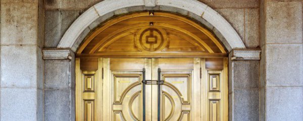 防盗门猫眼怎么拆