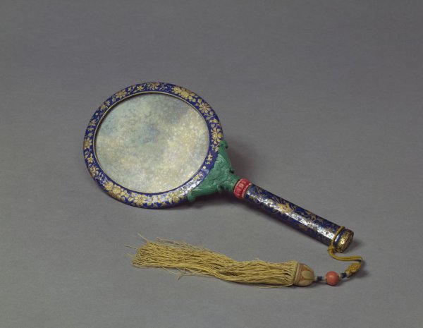 珐琅彩的特点有哪些图片