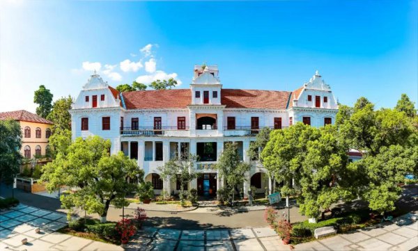 集美大学怎么样